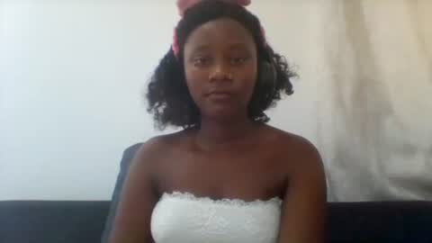 Snapshot of queen_diveer chatting on October 2025 08:42:02 AM queen_diveer online show from October 2025 08:42:02 AM