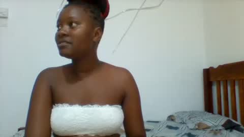 Snapshot of queen_diveer chatting on October 2025 08:51:02 AM queen_diveer online show from October 2025 08:51:02 AM