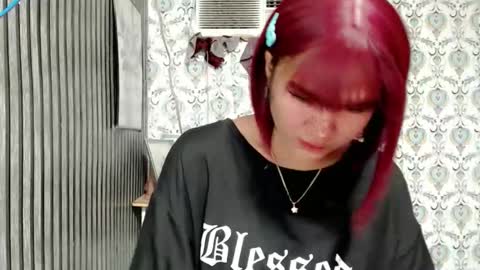 Snapshot of queen_elicktra chatting on October 2025 01:14:02 AM JOY online show from October 2025 01:14:02 AM