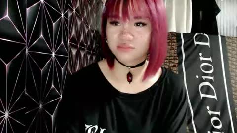 Snapshot of queen_elicktra chatting on May 2026 01:36:01 AM JOY online show from May 2026 01:36:01 AM