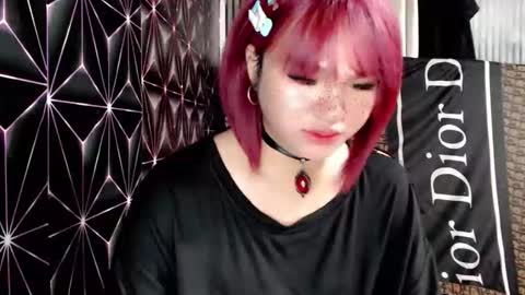 Snapshot of queen_elicktra chatting on May 2026 12:32:01 PM JOY online show from May 2026 12:32:01 PM