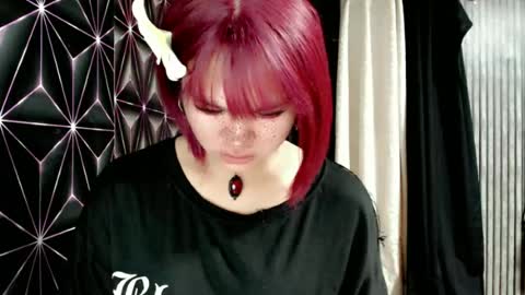 Snapshot of queen_elicktra chatting on June 2026 09:08:02 PM JOY online show from June 2026 09:08:02 PM