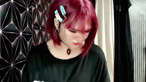 Snapshot of queen_elicktra chatting on July 2026 03:23:01 AM JOY online show from July 2026 03:23:01 AM