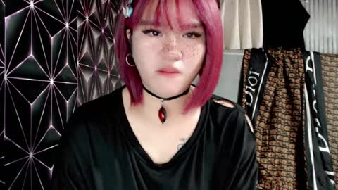 Snapshot of queen_elicktra chatting on July 2026 11:04:01 AM JOY online show from July 2026 11:04:01 AM