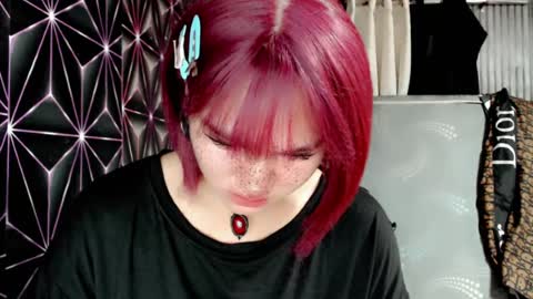 Snapshot of queen_elicktra chatting on July 2026 07:01:02 AM JOY online show from July 2026 07:01:02 AM