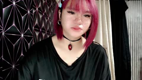 Snapshot of queen_elicktra chatting on July 2026 11:18:02 PM JOY online show from July 2026 11:18:02 PM