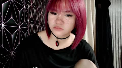 Snapshot of queen_elicktra chatting on July 2026 02:05:17 AM JOY online show from July 2026 02:05:17 AM