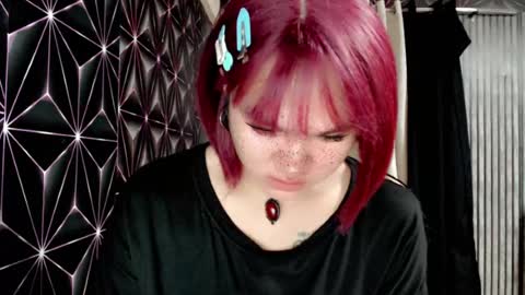 Snapshot of queen_elicktra chatting on July 2026 10:16:01 PM JOY online show from July 2026 10:16:01 PM