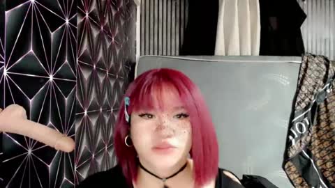 Snapshot of queen_elicktra chatting on July 2026 12:35:02 AM JOY online show from July 2026 12:35:02 AM