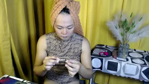 queen_ennah online show from June 2026 05:17:02 AM