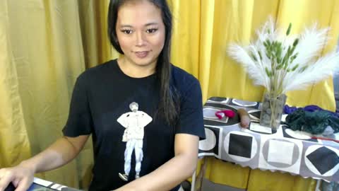 queen_ennah online show from June 2026 01:10:01 AM