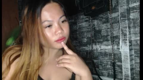 Snapshot of queen_fucker23 chatting on January 2026 05:17:01 PM Angel online show from January 2026 05:17:01 PM