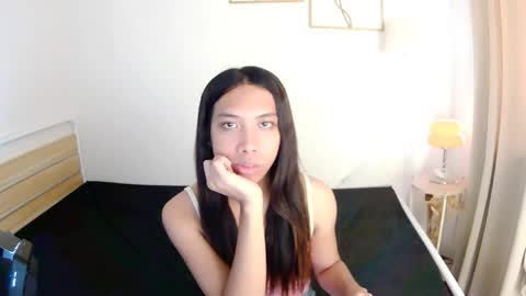 queen_gia online show from April 2026 02:27:02 AM