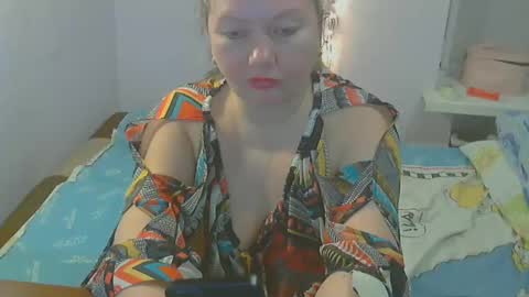 Snapshot of queen_jane8 chatting on December 2024 08:27:02 PM queen_jane8 online show from December 2024 08:27:02 PM
