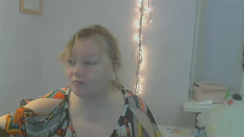 Snapshot of queen_jane8 chatting on January 2025 01:51:01 PM queen_jane8 online show from January 2025 01:51:01 PM