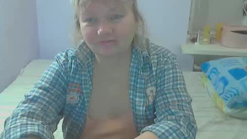 queen_jane8 online show from October 2025 04:41:01 PM