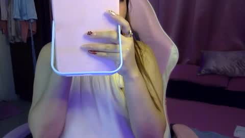 QueenHennessy online show from February 2025 11:22:01 AM