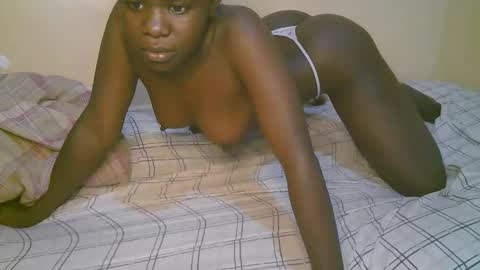 queen_latasha online show from April 2026 08:14:02 PM