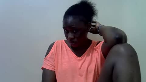 queen_leilla online show from April 2026 09:07:01 AM