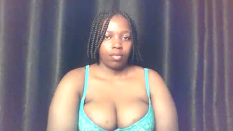 QUEEN online show from February 2026 04:05:02 AM