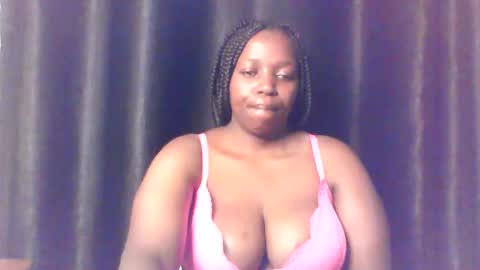 QUEEN online show from February 2026 04:20:01 AM