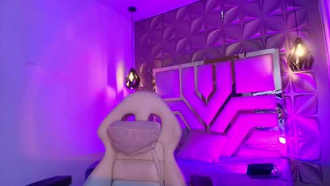   online show from April 2026 11:58:02 AM