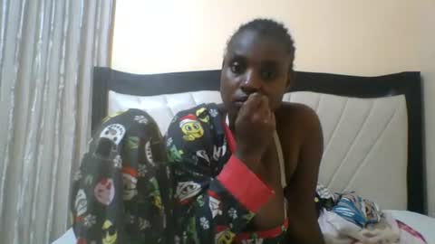 queen online show from June 2026 09:39:01 PM