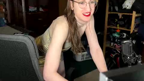 Aria TLoak online show from March 2026 11:21:01 PM