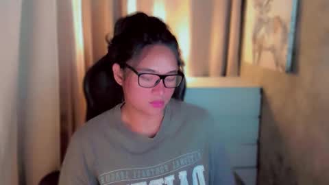 Snapshot of queenarthalia chatting on September 2025 06:37:02 AM ARTHA online show from September 2025 06:37:02 AM