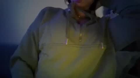 queenbee6269 online show from February 2025 03:22:01 AM