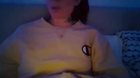 queenbee6269 online show from February 2026 05:50:01 PM