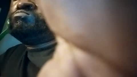 Juicyblacc online show from April 2026 01:27:02 PM