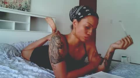 Snapshot of queendom_ing chatting on September 2025 05:46:02 PM Sweet Goddess online show from September 2025 05:46:02 PM