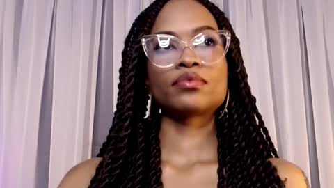 Snapshot of queendom_ing chatting on March 2026 05:08:02 AM Sweet Goddess online show from March 2026 05:08:02 AM