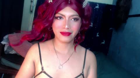 Snapshot of queenfcker1st chatting on April 2026 09:04:01 AM Be my property Sabrina online show from April 2026 09:04:01 AM