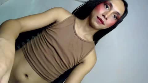 Snapshot of queenfoxylady chatting on February 2025 09:00:02 AM just call me QUEEN and ill be there online show from February 2025 09:00:02 AM