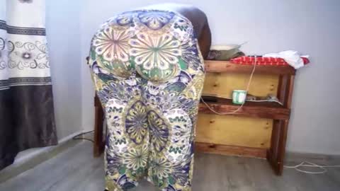 Snapshot of queenkiah chatting on September 2025 02:53:02 PM Nina online show from September 2025 02:53:02 PM