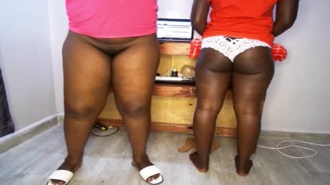 Snapshot of queenkiah chatting on October 2025 09:40:02 AM Nina online show from October 2025 09:40:02 AM