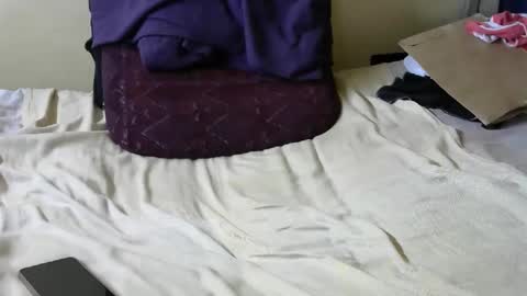 Snapshot of queenlacey_1 chatting on February 2025 09:36:01 AM queenlacey_1 online show from February 2025 09:36:01 AM
