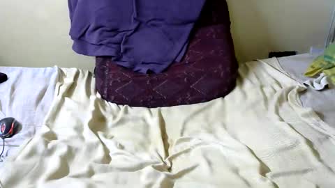 Snapshot of queenlacey_1 chatting on February 2025 04:03:02 AM queenlacey_1 online show from February 2025 04:03:02 AM