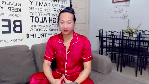 QUEEN online show from February 2026 07:07:02 AM