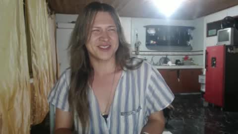 Snapshot of queennicky88 chatting on November 2025 04:33:02 AM Nico online show from November 2025 04:33:02 AM