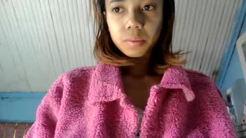 queennih online show from June 2026 06:55:02 AM