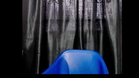 Snapshot of queenofalltest chatting on November 2025 09:46:01 AM Zoey online show from November 2025 09:46:01 AM