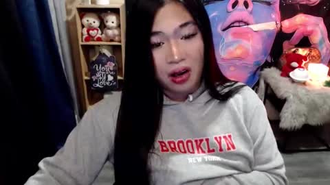 Mikka online show from November 2025 03:56:02 PM