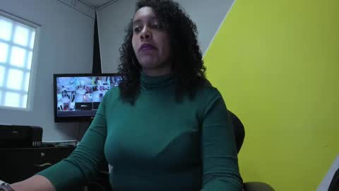Snapshot of queenofmelancholy chatting on September 2025 10:25:02 PM Thamara online show from September 2025 10:25:02 PM