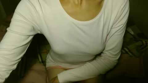 queenoftenderness online show from October 2025 06:38:02 PM