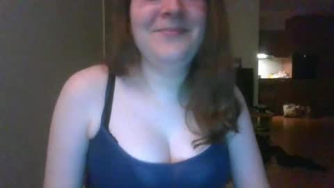 queenofthenights online show from May 2026 10:08:02 PM