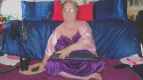 QueenPammy online show from May 2026 05:01:02 AM