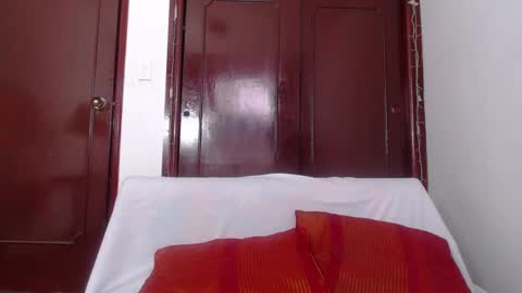 Rose online show from October 2025 07:01:02 PM